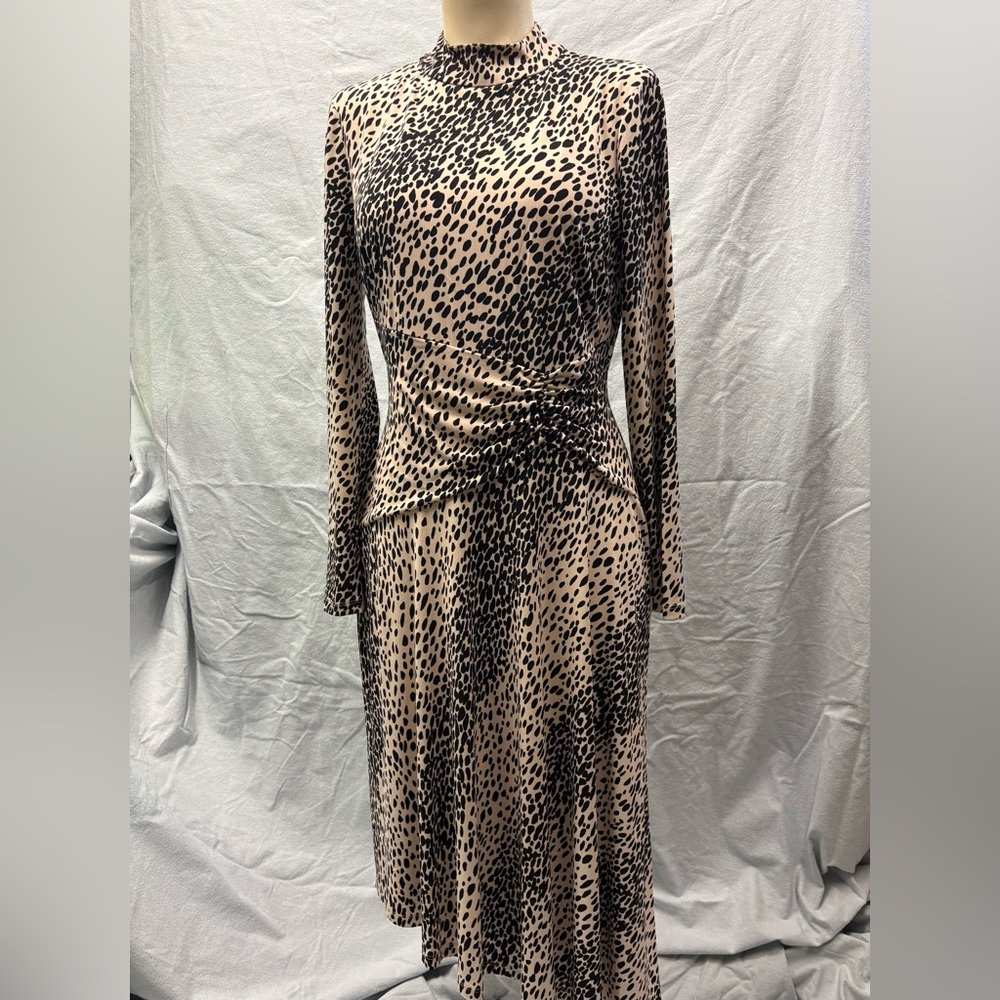 Elegant Black and Tan Leopard Print Dress